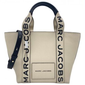 MARC JACOBS